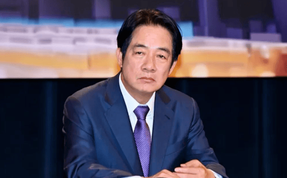 赖清德下令打“第一枪”，台军4100吨军舰爆炸！大陆准备动手了？
