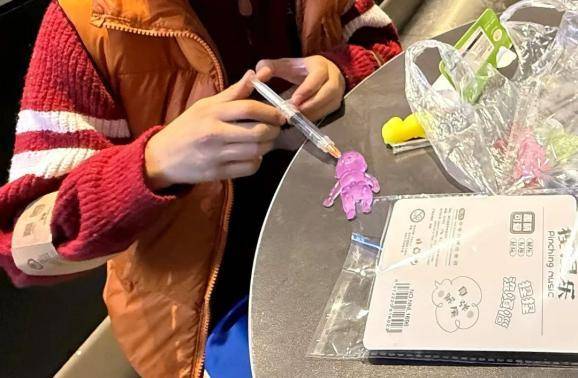 这种网红玩具正在毒害你的孩子，医生提醒多款网红玩具藏毒千万别买！