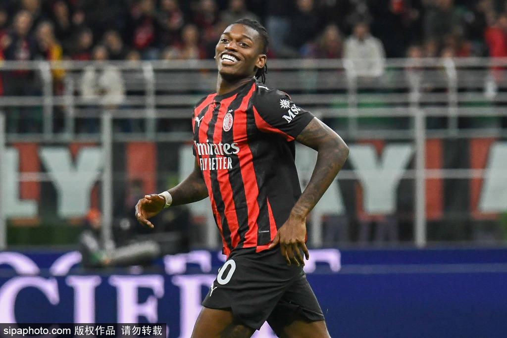 观战台：利物浦战苦主+阿森纳争八连胜 拜仁冲14连胜