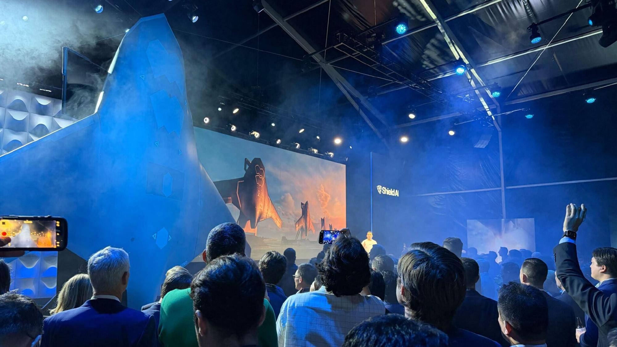 无空速管,疑似第二架歼-50:美国精神胜利法,新六代机东亚决战