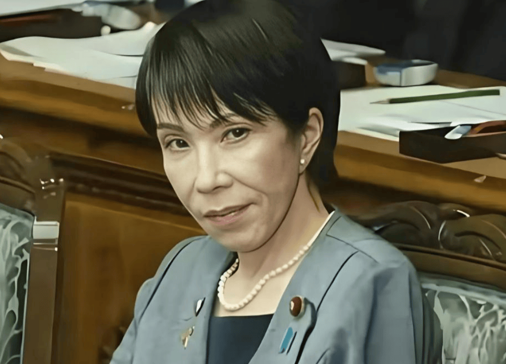 高市早苗讲话中方当场离席,中国人纷纷从日本回国,日本方面或面临四重压力