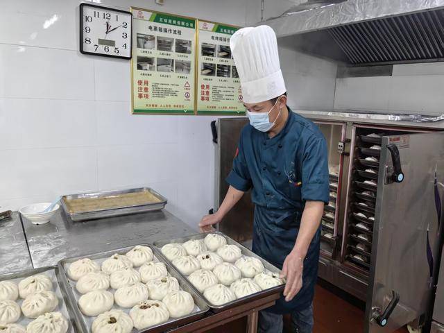 因为包子太好吃,河南这家物流企业出圈了!